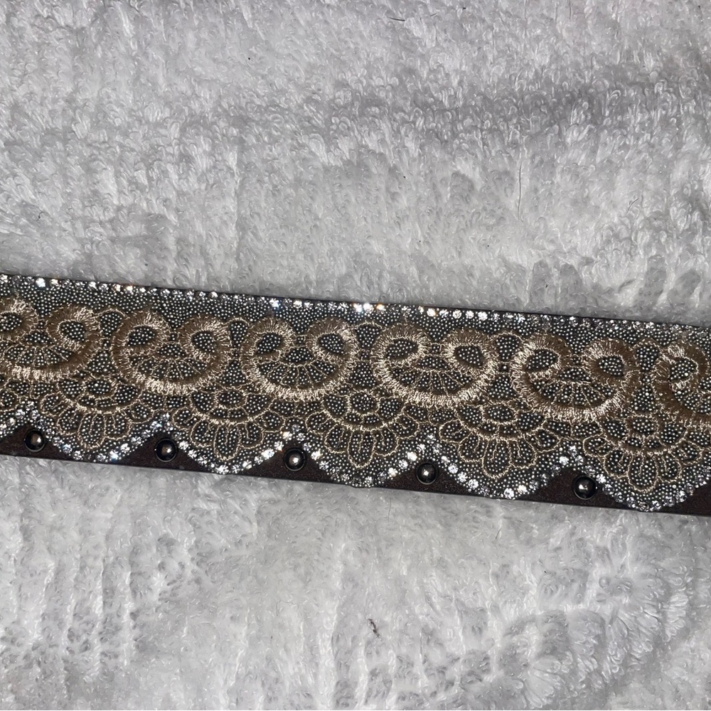 Sparkly western wear belt